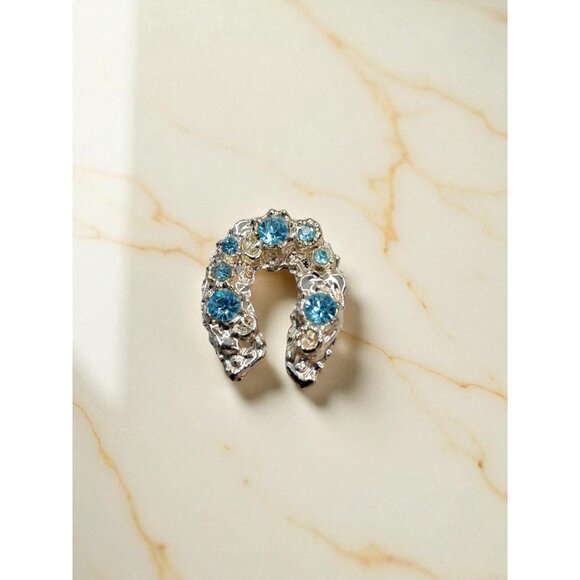 Horseshoe Shaped Brooch or Pin Adorned with blue Gemstones - Picture 2 of 3